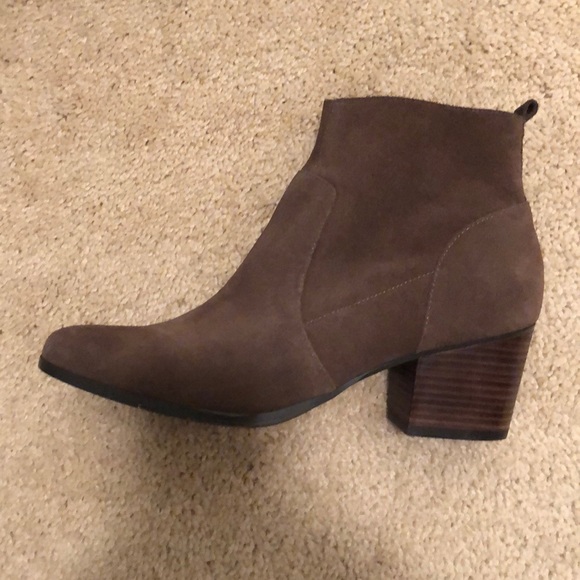 Crown Vintage Shoes - Crown Vintage Brown Suede Booties